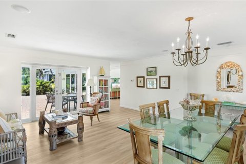 Villa ou maison à louer à Holmes Beach, Floride: 3 chambres, 204.48 m2 № 2419908 - photo 5