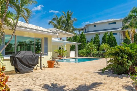 Villa ou maison à louer à Holmes Beach, Floride: 3 chambres, 204.48 m2 № 2419908 - photo 18