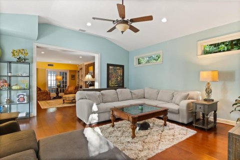 Villa ou maison à vendre à Tampa, Floride: 4 chambres, 238.02 m2 № 1886179 - photo 5