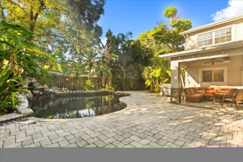 Casa en venta en Tampa, Florida, 4 dormitorios, 238.02 m2 № 1886179 - foto 30