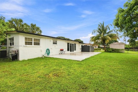 Villa ou maison à vendre à Plantation, Floride: 4 chambres, 133.31 m2 № 2335375 - photo 19