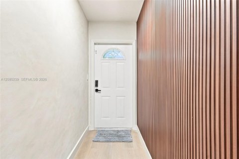 Villa ou maison à vendre à Plantation, Floride: 4 chambres, 133.31 m2 № 2335375 - photo 6