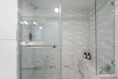 Condominio en venta en Miami, Florida, 2 dormitorios, 131.92 m2 № 1863682 - foto 13