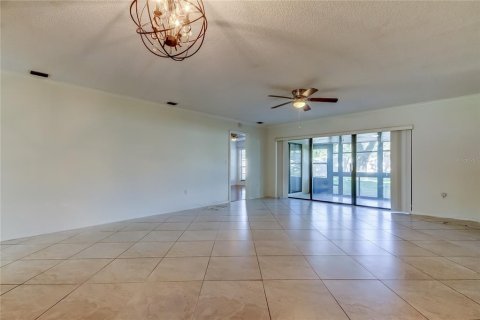 Condominio en venta en Palm Harbor, Florida, 2 dormitorios, 120.77 m2 № 1911442 - foto 7