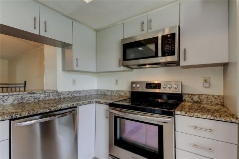 Condominio en venta en Palm Harbor, Florida, 2 dormitorios, 120.77 m2 № 1911442 - foto 18