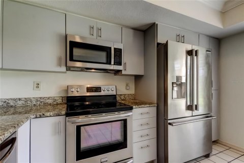 Condominio en venta en Palm Harbor, Florida, 2 dormitorios, 120.77 m2 № 1911442 - foto 19
