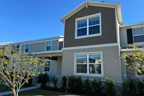 Townhouse in Winter Garden, Florida 4 bedrooms, 185.06 sq.m. № 1878144 - photo 1