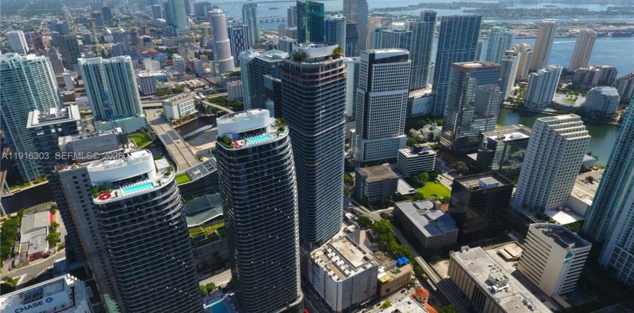 Condo à Miami, Floride, 1 chambre  № 2082505