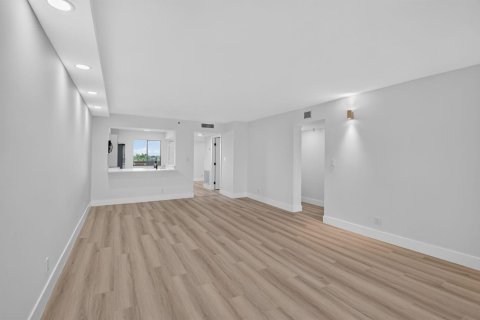 Copropriété à louer à Delray Beach, Floride: 2 chambres, 114.27 m2 № 2422512 - photo 9