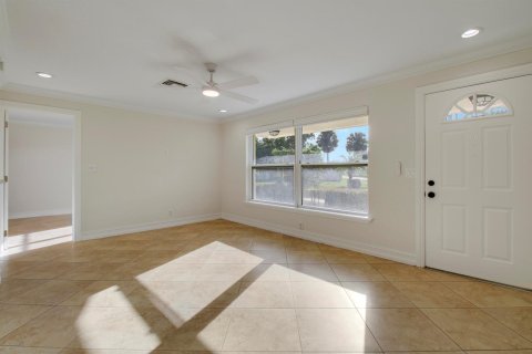 Villa ou maison à louer à Palm Beach Gardens, Floride: 2 chambres, 100.43 m2 № 2439356 - photo 7
