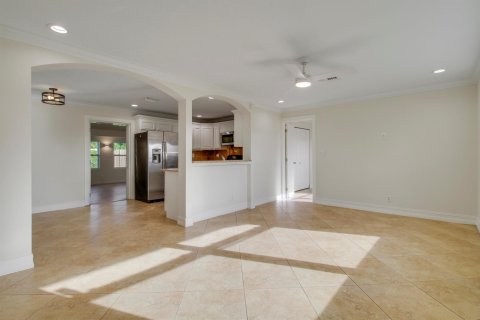 Villa ou maison à louer à Palm Beach Gardens, Floride: 2 chambres, 100.43 m2 № 2439356 - photo 8