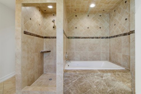 Villa ou maison à louer à Palm Beach Gardens, Floride: 2 chambres, 100.43 m2 № 2439356 - photo 18