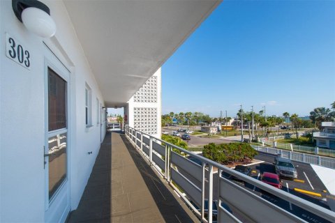 Condo à Gulfport, Floride, 1 chambre № 2147462