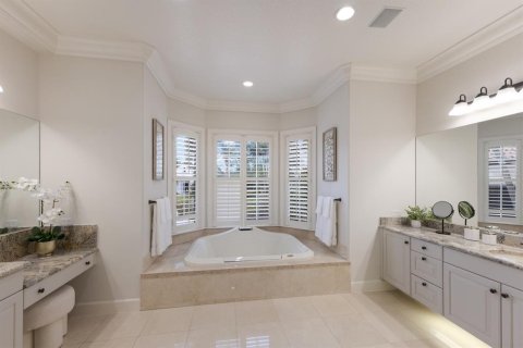 Casa en venta en Lakewood Ranch, Florida, 4 dormitorios, 440.08 m2 № 1765828 - foto 27
