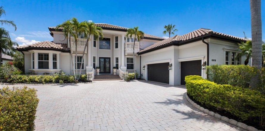 Casa en Lakewood Ranch, Florida 4 dormitorios, 440.08 m2 № 1765828