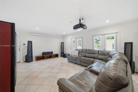 Купить виллу или дом в Пайнкрест, Флорида 5 спален, 439.61м2, № 2006184 - фото 22