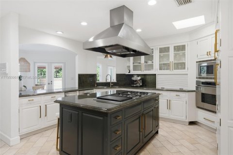 Купить виллу или дом в Пайнкрест, Флорида 5 спален, 439.61м2, № 2006184 - фото 15