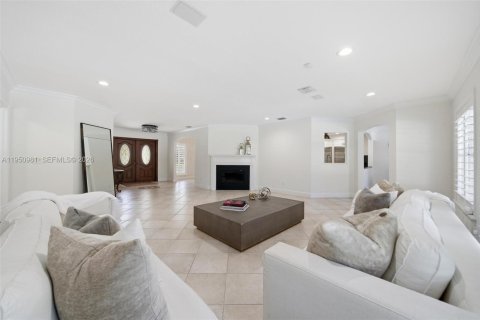 Купить виллу или дом в Пайнкрест, Флорида 5 спален, 439.61м2, № 2006184 - фото 10