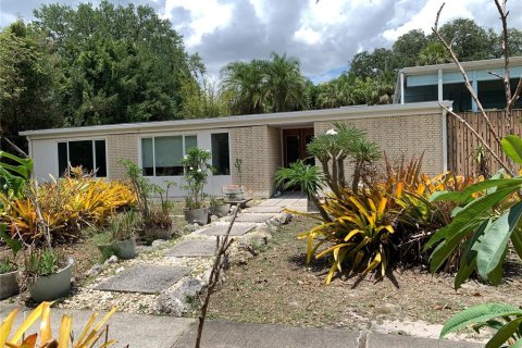 Casa en venta en Tampa, Florida, 2 dormitorios, 181.07 m2 № 1433756 - foto 1