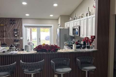 Casa en venta en Ocala, Florida, 3 dormitorios № 1993832 - foto 5