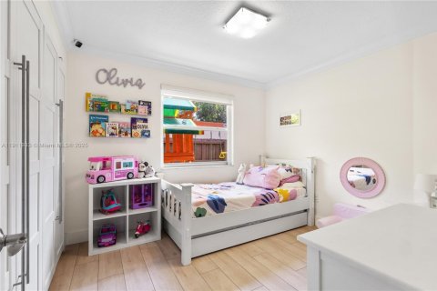 Casa en venta en Doral, Florida, 4 dormitorios, 198.63 m2 № 1968223 - foto 24