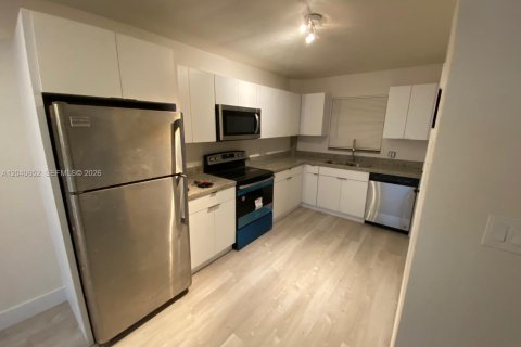 Condo à Hollywood, Floride, 1 chambre  № 2087890