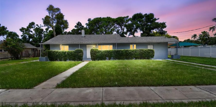 Villa ou maison à Bradenton, Floride 3 chambres, 137.68 m2 № 1838566