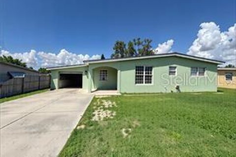 Villa ou maison à vendre à Port Charlotte, Floride: 3 chambres, 108.88 m2 № 1919715 - photo 1