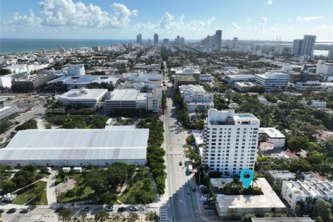 Appartement à louer à Miami Beach, Floride: 41.81 m2 № 1987314 - photo 17