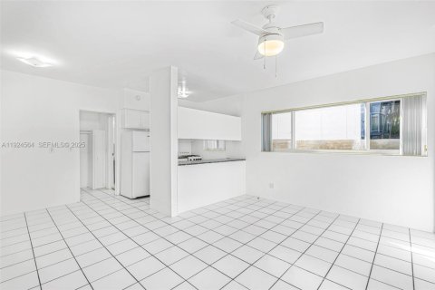 Appartement à louer à Miami Beach, Floride: 41.81 m2 № 1987314 - photo 5