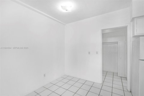 Appartement à louer à Miami Beach, Floride: 41.81 m2 № 1987314 - photo 7
