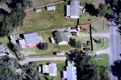 Commercial property in Seffner, Florida 388.52 sq.m. № 506552 - photo 6