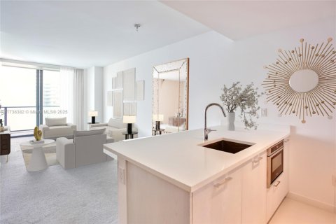 Condominio en venta en Miami, Florida, 1 dormitorio, 57.41 m2 № 1985079 - foto 1