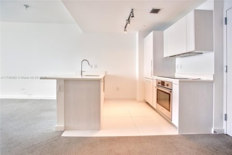 Condominio en venta en Miami, Florida, 1 dormitorio, 57.41 m2 № 1985079 - foto 4