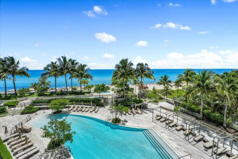 Condo in Sunny Isles Beach, Florida, 4 bedrooms  № 1887219 - photo 21