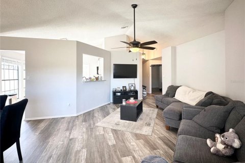Casa en alquiler en Orlando, Florida, 3 dormitorios, 125.6 m2 № 1820598 - foto 7