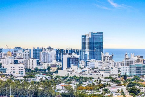 Copropriété à vendre à Miami Beach, Floride: 1 chambre, 69.31 m2 № 1995891 - photo 29