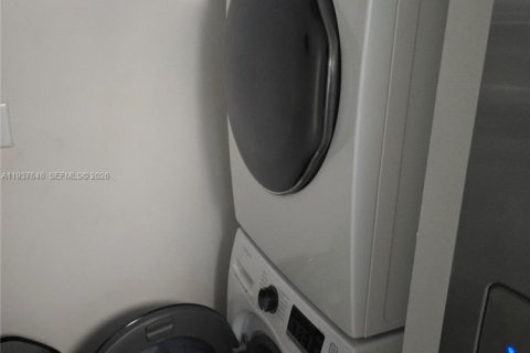 Copropriété à vendre à Miami Beach, Floride: 1 chambre, 69.31 m2 № 1995891 - photo 14