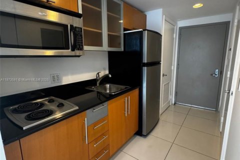 Снять в аренду кондоминиум в Майами, Флорида 47.19м2, № 1898284 - фото 9