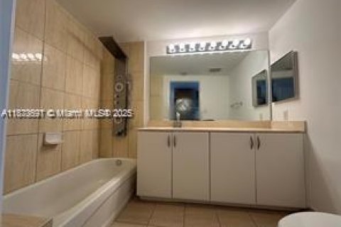 Снять в аренду кондоминиум в Майами, Флорида 47.19м2, № 1898284 - фото 8