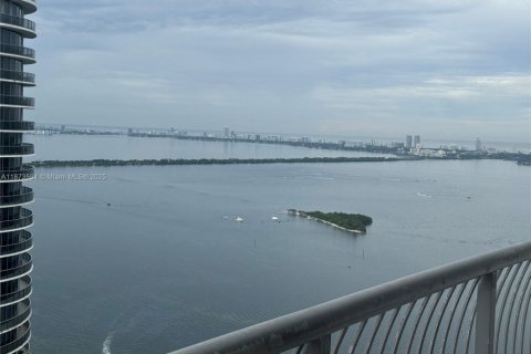 Снять в аренду кондоминиум в Майами, Флорида 47.19м2, № 1898284 - фото 1