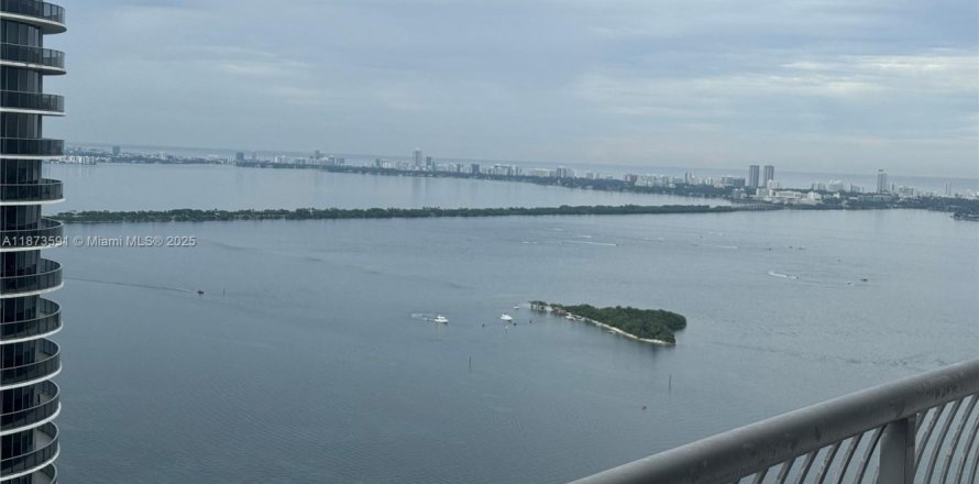 Студия в кондо в Майами, Флорида № 1898284