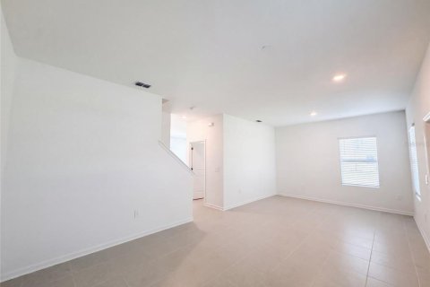 Touwnhouse à vendre à Apopka, Floride: 3 chambres, 163.04 m2 № 2305136 - photo 3