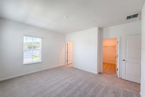 Touwnhouse à vendre à Apopka, Floride: 3 chambres, 163.04 m2 № 2305136 - photo 19