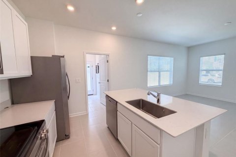 Touwnhouse à vendre à Apopka, Floride: 3 chambres, 163.04 m2 № 2305136 - photo 10