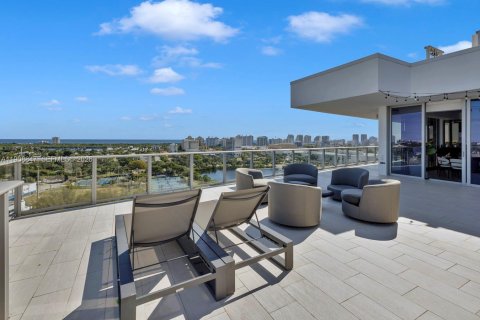 Condo in Fort Lauderdale, Florida, 4 bedrooms  № 2082120 - photo 6