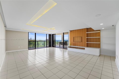 Copropriété à vendre à Miami, Floride: 3 chambres, 163.42 m2 № 1711934 - photo 4