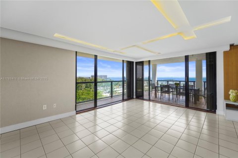 Copropriété à vendre à Miami, Floride: 3 chambres, 163.42 m2 № 1711934 - photo 6