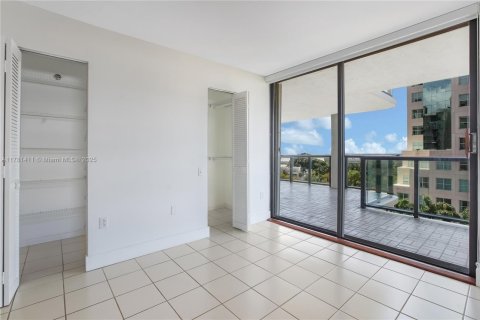 Copropriété à vendre à Miami, Floride: 3 chambres, 163.42 m2 № 1711934 - photo 20