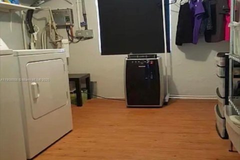 Купить виллу или дом в Холливуд, Флорида 3 спальни, 130.34м2, № 1967736 - фото 4